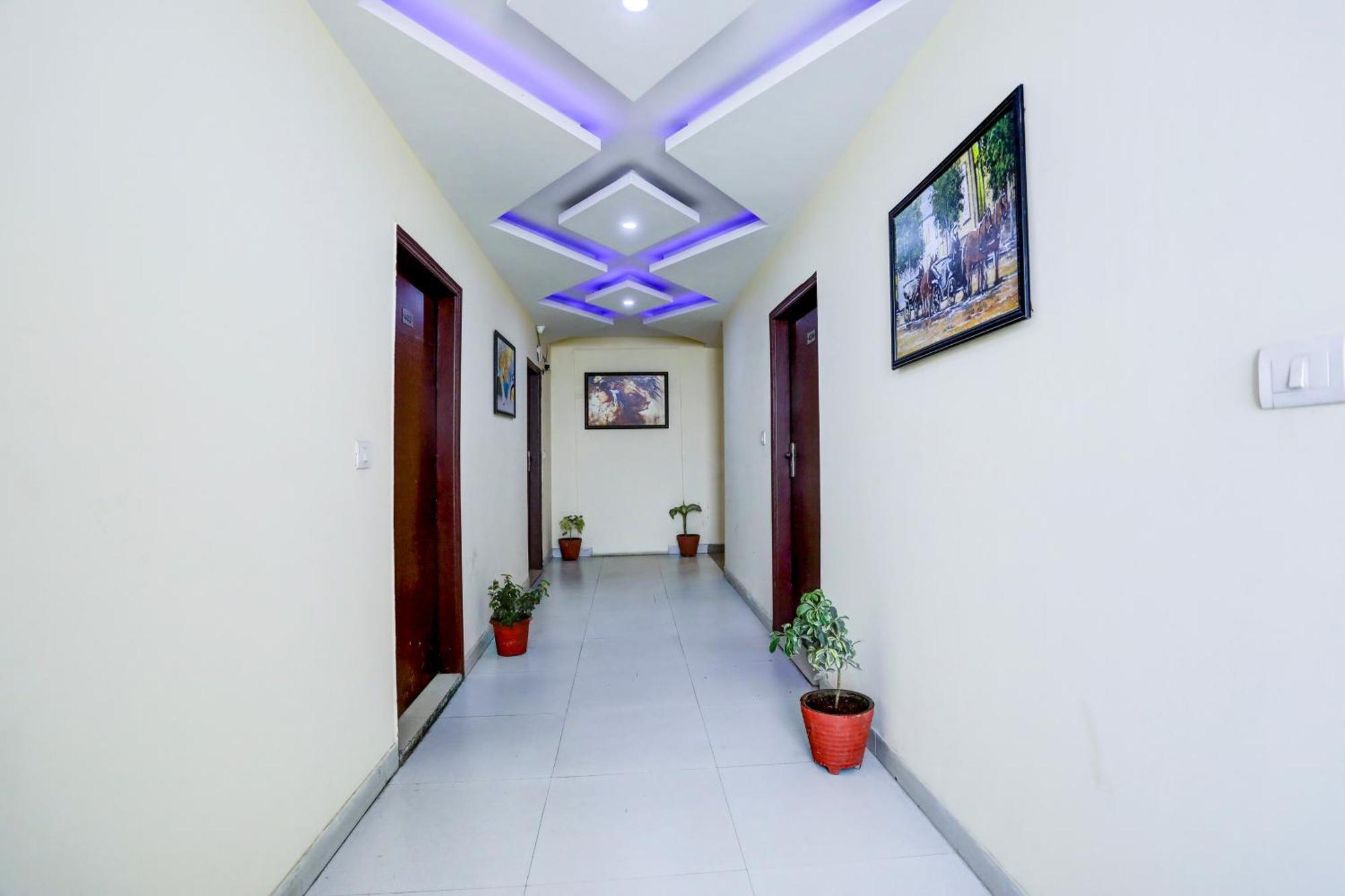 ניו דלהי Global Stay Near Delhi Airport מראה חיצוני תמונה