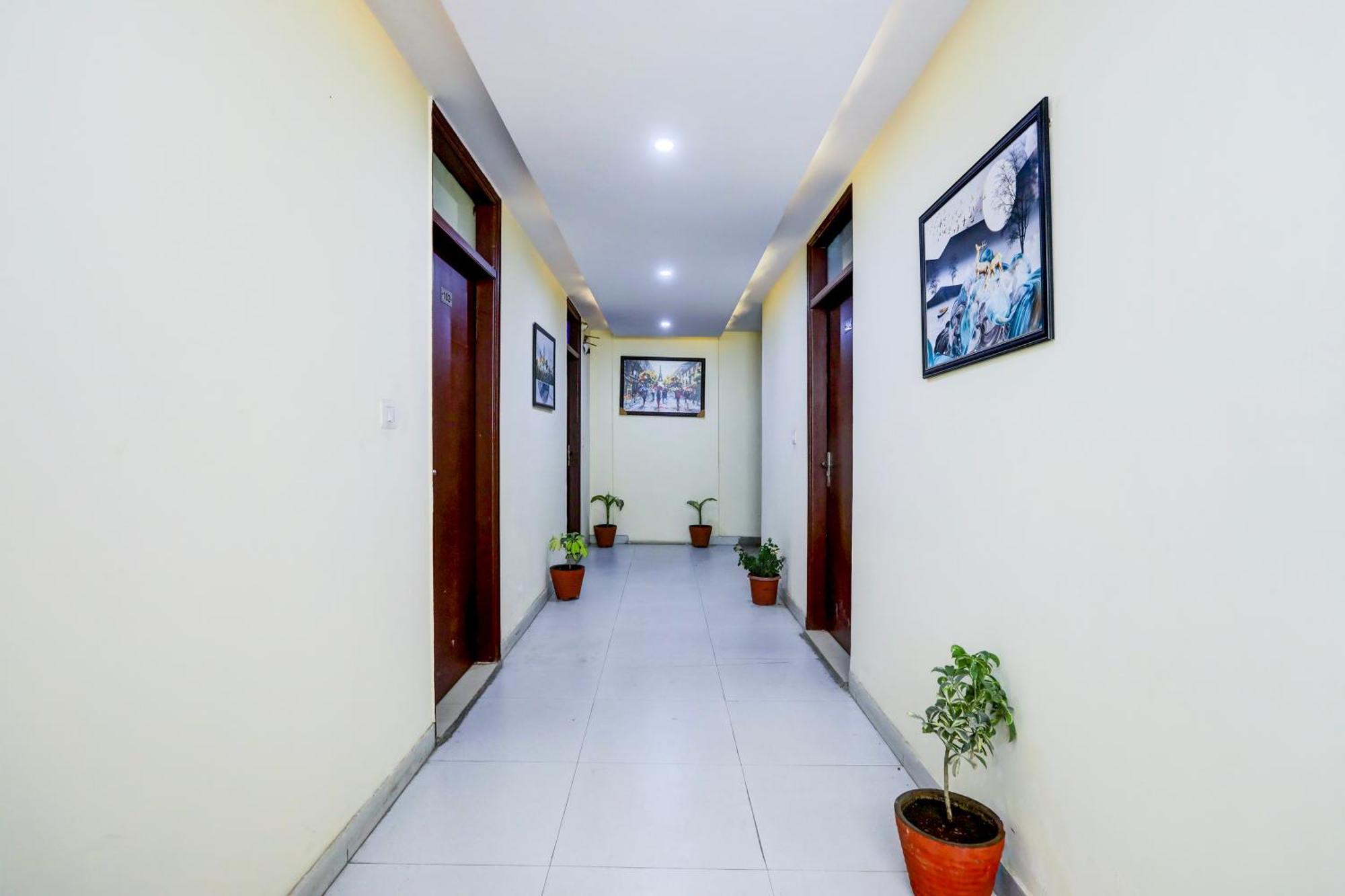 ניו דלהי Global Stay Near Delhi Airport מראה חיצוני תמונה